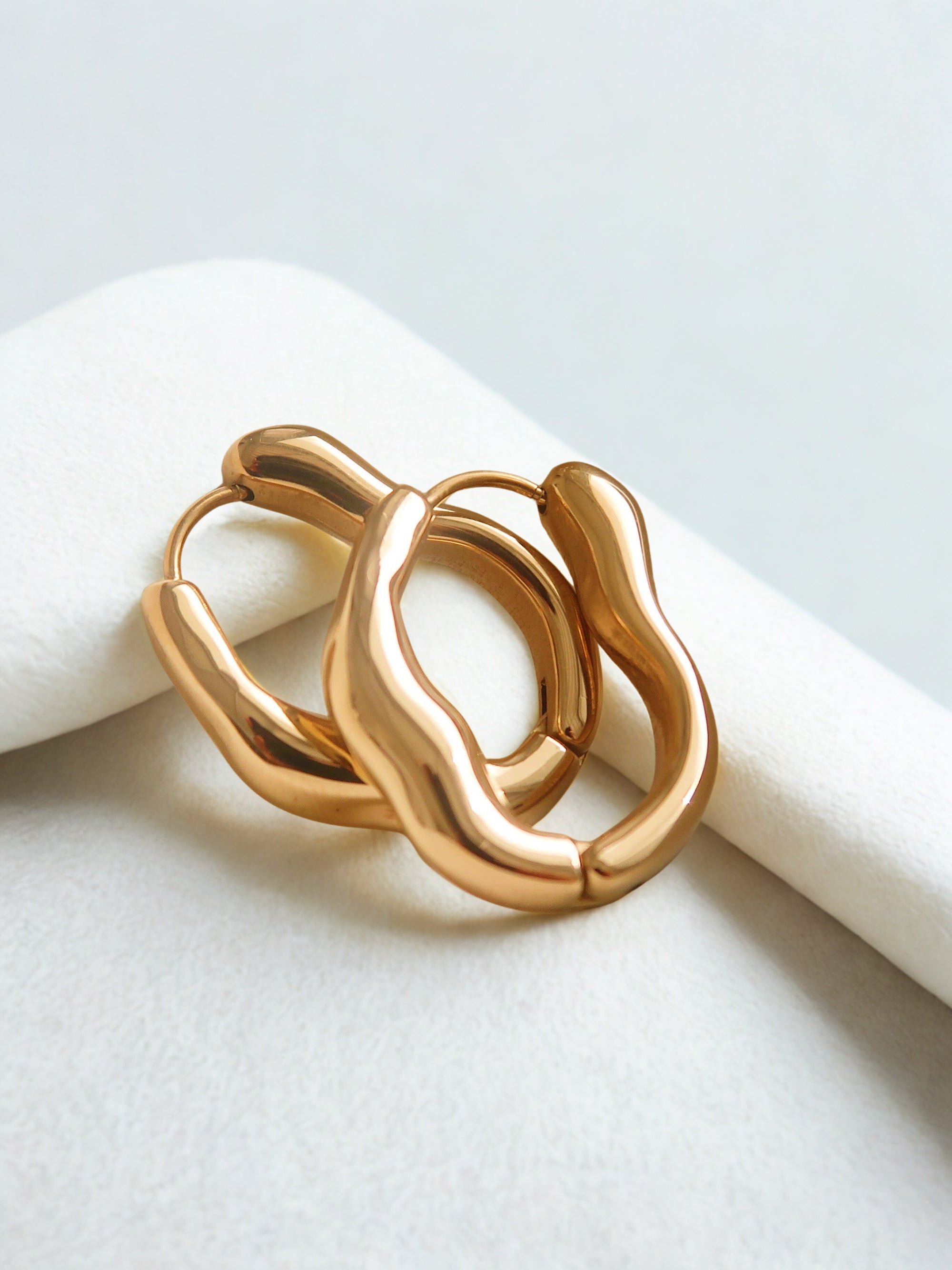 Flânerie - Darcy Oval Hoop Earrings