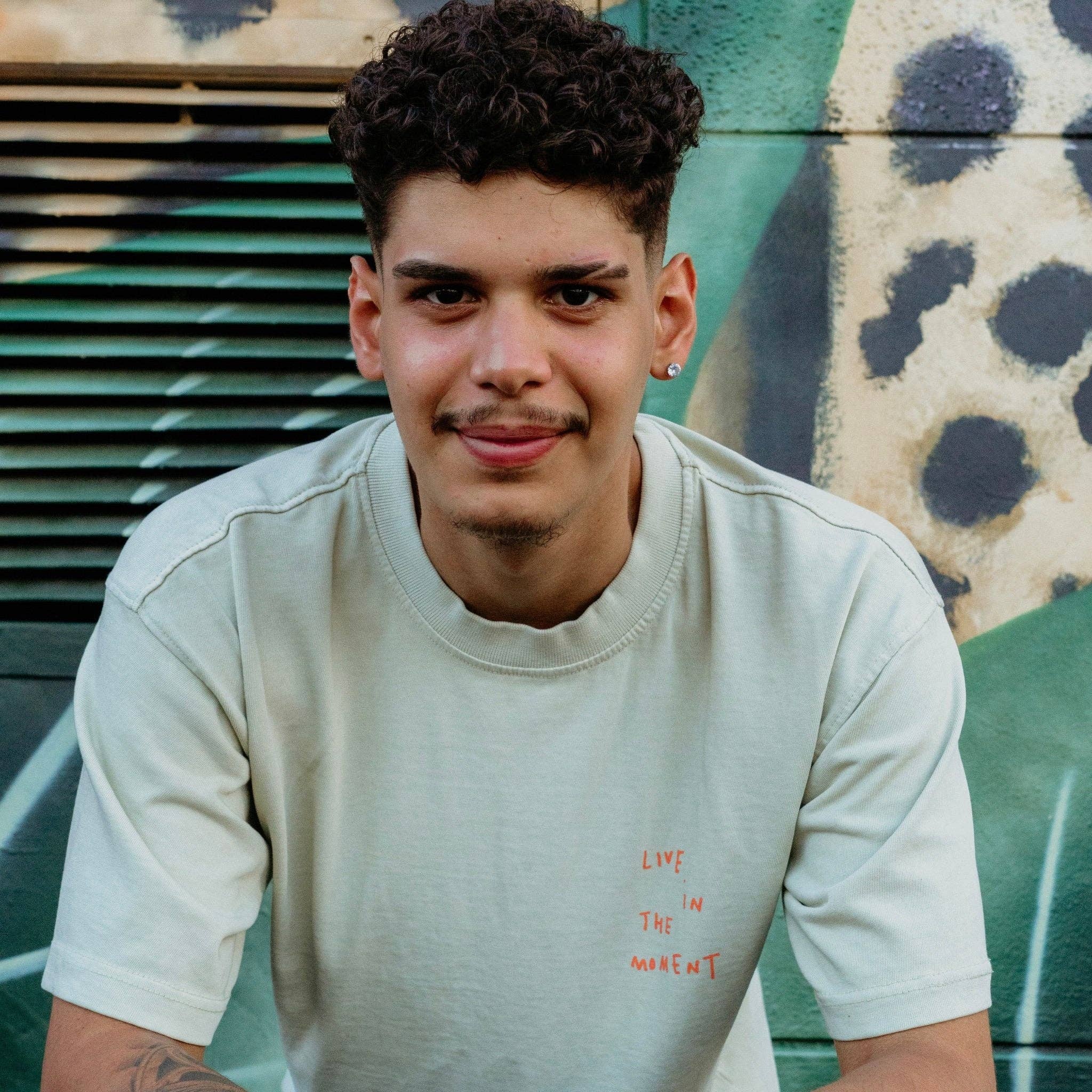 Wear The Peace - Live In The Moment Heavyweight Tee