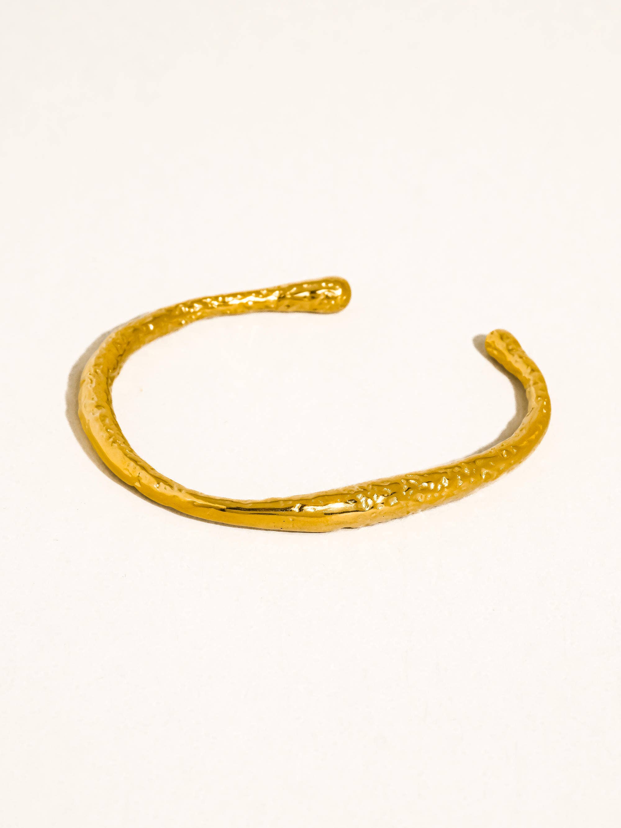 Flânerie - Ruvic Textured Cuff Bracelet